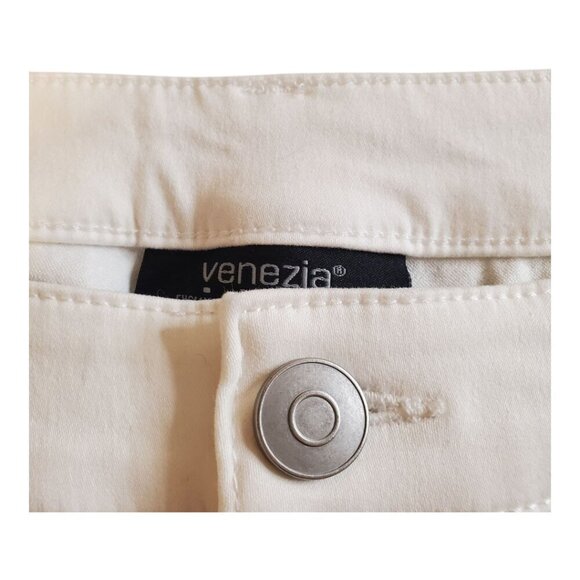 NWT VENEZIA SZ 16 White Stretch Twill High-rise Bermuda Shorts - Picture 4 of 11